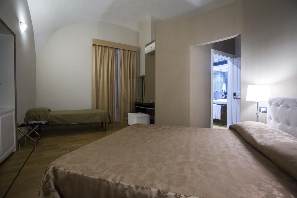 Hotel Villa La Colombaia Portici Buitenkant foto